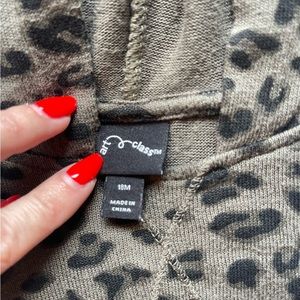 art class leopard camo hooded tank
